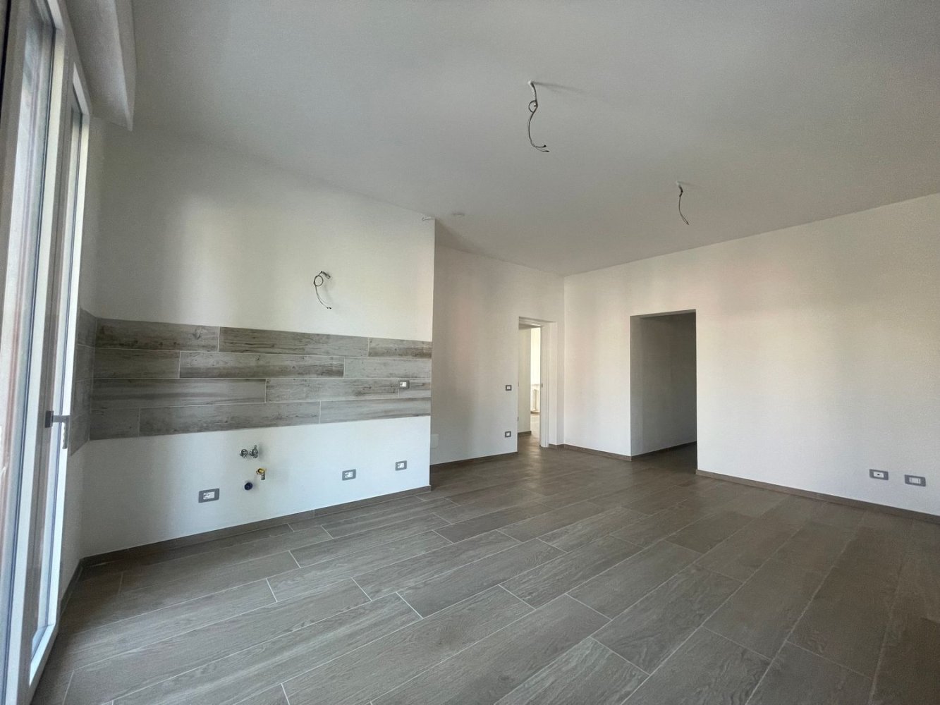 4 rooms Apartment in Reggio Emilia, Italy No. 289743