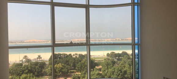 5 bedrooms Apartment in Corniche Road, UAE No. 5703 6