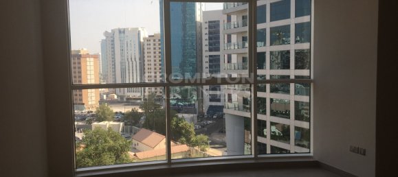 5 bedrooms Apartment in Corniche Road, UAE No. 5703 14