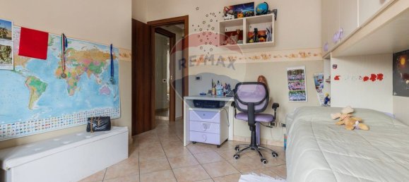 3 rooms Apartment in Casorate Sempione, Italy No. 207896 15