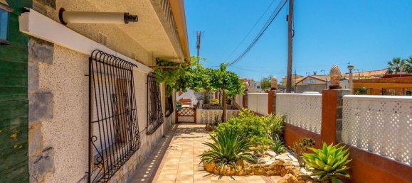 5 bedrooms House in La Regia, Spain No. 176074 17