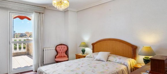 5 bedrooms House in La Regia, Spain No. 176074 14