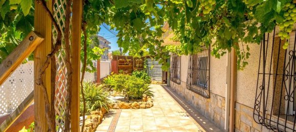 5 bedrooms House in La Regia, Spain No. 176074 18