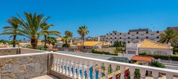 5 bedrooms House in La Regia, Spain No. 176074 16