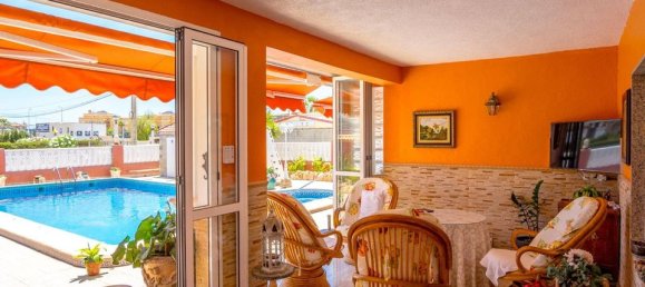 5 bedrooms House in La Regia, Spain No. 176074 22