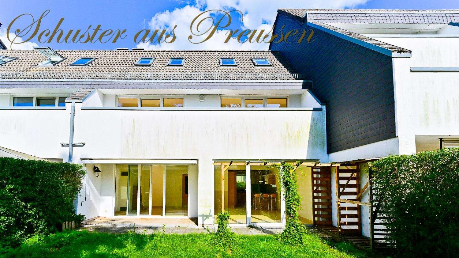 Таунхаус с 4 спальнями в Барним, Германия № 109362