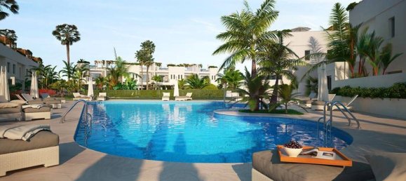 3 bedrooms Townhouse in Mijas Costa, Spain No. 2478 2