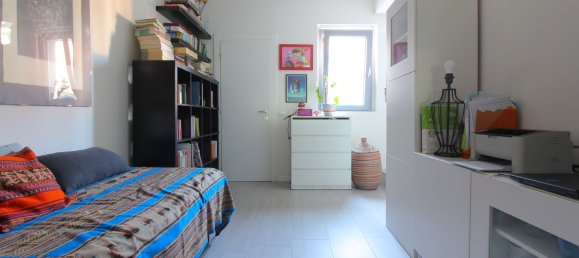 Дуплекс с 2 комнатами в Сан Мартино Сиккомарио, Италия № 233450 6