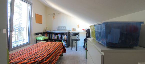 Дуплекс с 2 комнатами в Сан Мартино Сиккомарио, Италия № 233450 18