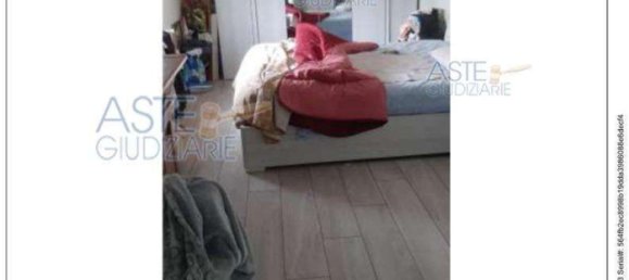 2 rooms Apartment in Prato, Italy No. 192580 11