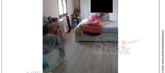 2 rooms Apartment in Prato, Italy No. 192580 8