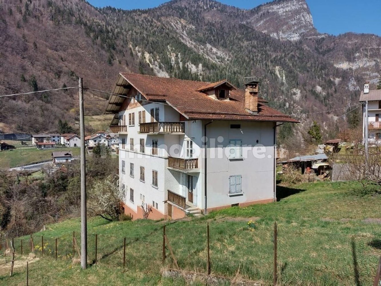 1 bedroom Apartment in Sovramonte, Italy No. 354427