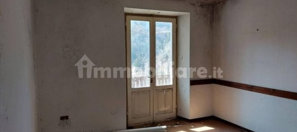 1 bedroom Apartment in Sovramonte, Italy No. 354427 9