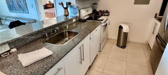 2 غرف نوم عقار تجاري في Miami, الولايات المتحدة رقم 614330 13