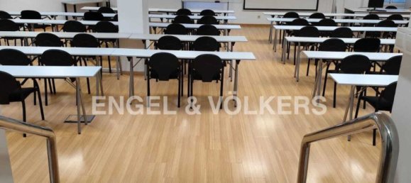 1150m² Commercial property in Barcelona, Spain No. 88010 17