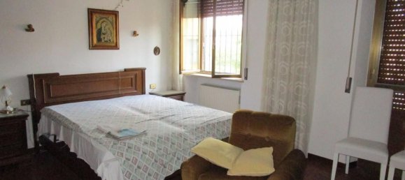 11 rooms House in Capannori, Italy No. 174970 28