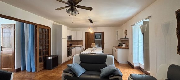 7 bedrooms Castles in Bayeux, France No. 297739 16