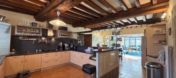 7 bedrooms Castles in Bayeux, France No. 297739 5