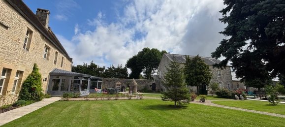 7 bedrooms Castles in Bayeux, France No. 297739 3