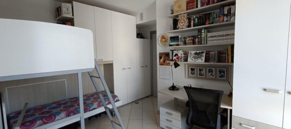 4-salle Appartement à Cremona, Italy No. 313858 9