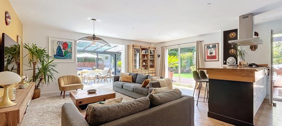 4 bedrooms Villa in Bassussarry, France No. 302063 5