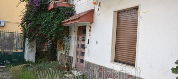 43 bedrooms House in Somma Vesuviana, Italy No. 341567 3