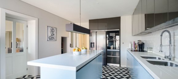 5 bedrooms Villa in Porto, Portugal No. 122542 10