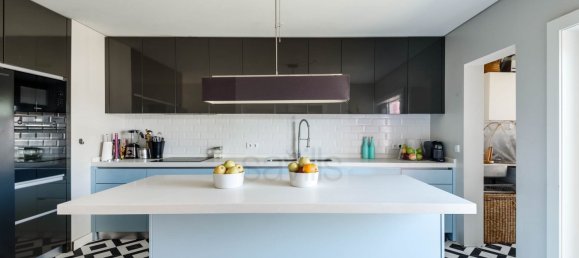 5 bedrooms Villa in Porto, Portugal No. 122542 8