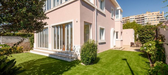 5 bedrooms Villa in Porto, Portugal No. 122542 30