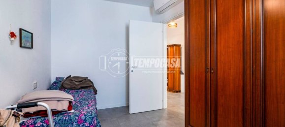 2 bedrooms Apartment in Caronno Pertusella, Italy No. 280695 47