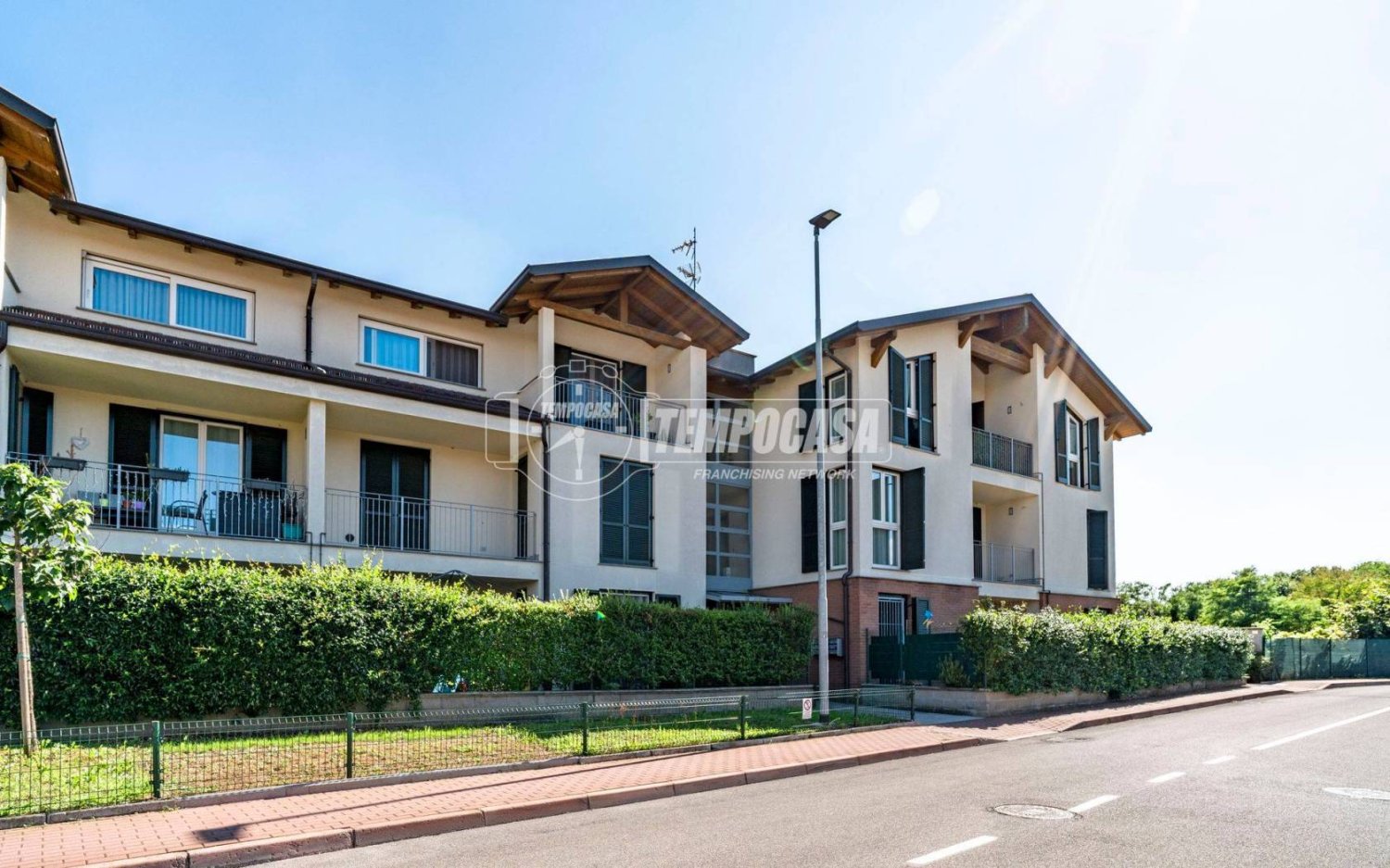 2 bedrooms Apartment in Caronno Pertusella, Italy No. 280695