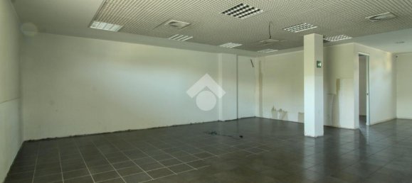 5 rooms Commercial property in Verdello, Italy No. 282211 3