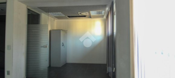 5 rooms Commercial property in Verdello, Italy No. 282211 12