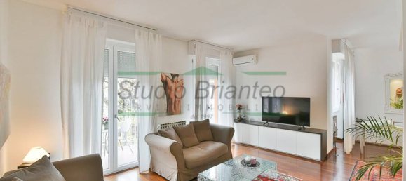 3 bedrooms Apartment in Seregno, Italy No. 331026 4