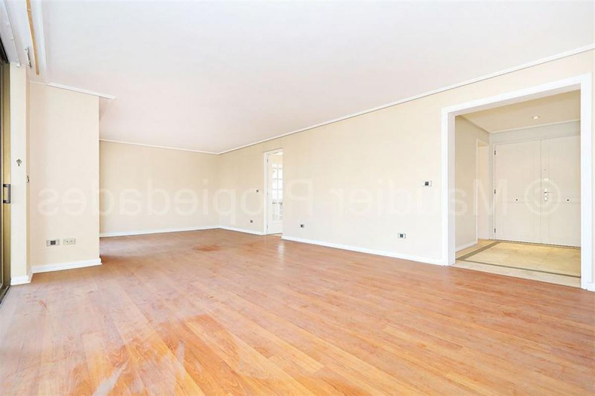 3 bedrooms Apartment in Santiago, Chile No. 5143