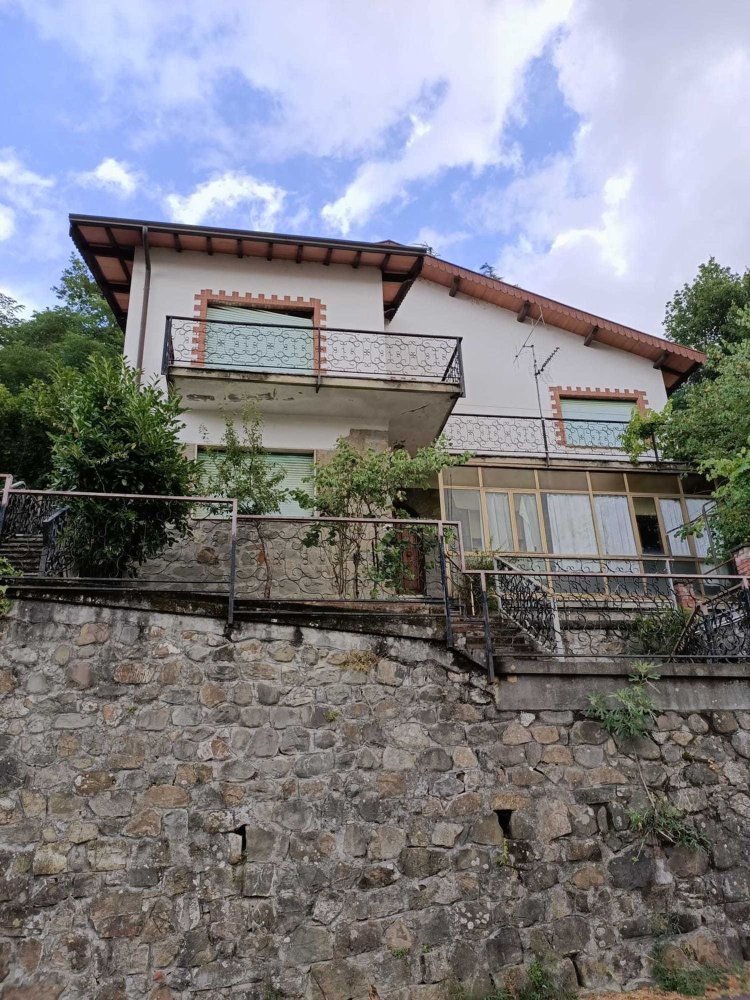 11 rooms Villa in Aulla, Italy No. 152306