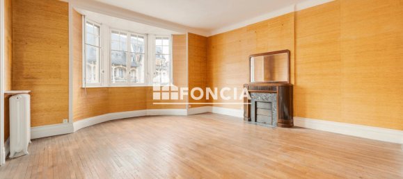3 bedrooms Apartment in Nancy, France No. 159856 3