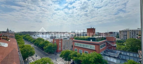 3 bedrooms Apartment in Milan, Italy No. 337500 12