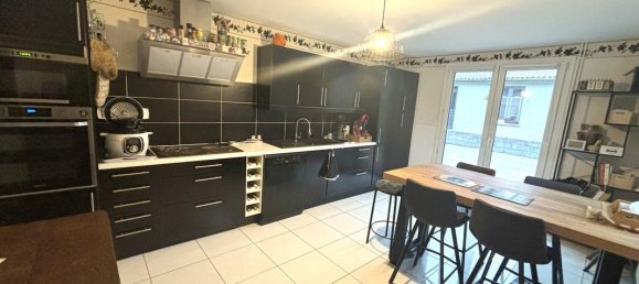 3 bedrooms House in Les Hautes-Rivieres, France No. 159067 2