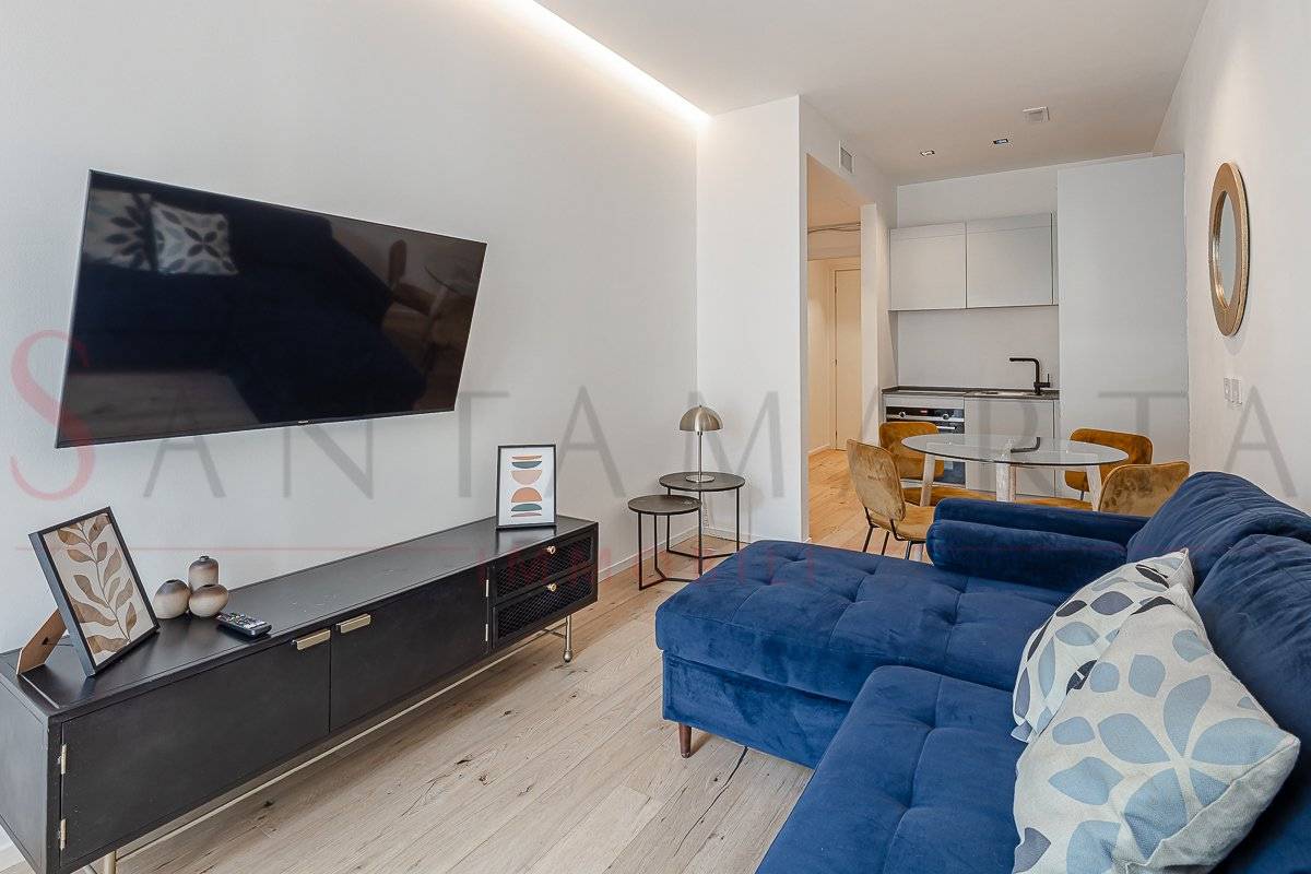 2 bedrooms Apartment in Milan, Italy No. 345270