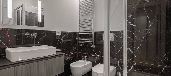 2 bedrooms Apartment in Milan, Italy No. 345270 14