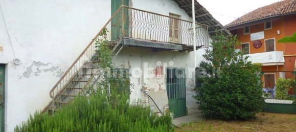 5 bedrooms House in Savigliano, Italy No. 333534 4