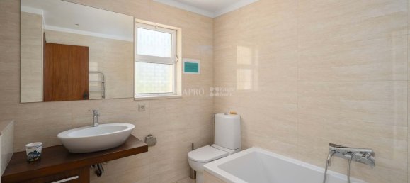 4 bedrooms Villa in Loule, Portugal No. 138246 10