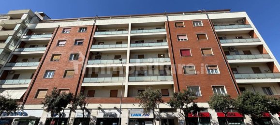 Квартира с 3 спальнями в Пескара, Италия № 342175 21