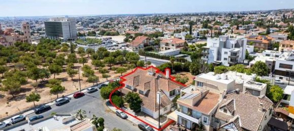 3 bedrooms House in Limassol, Cyprus No. 15323 2