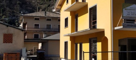 4 rooms House in Grosio, Italy No. 69058 9