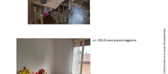 Apartamento de 4 divisões em Carpi, Italy N.º 96010 4