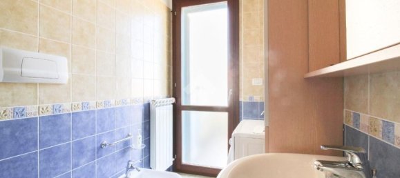 3 rooms Apartment in Montesilvano, Italy No. 215997 16