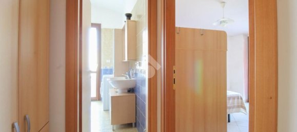 3 rooms Apartment in Montesilvano, Italy No. 215997 12