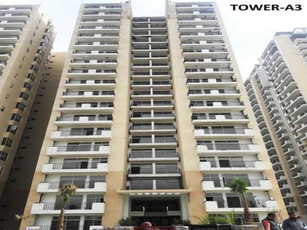 2 bedrooms House in Noida, India No. 66476